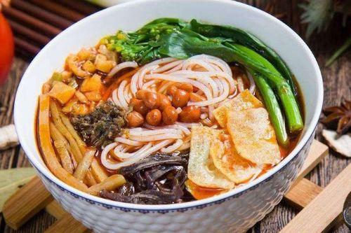 吃瓜学妹螺蛳粉视频,吃瓜学妹带你探秘螺蛳粉美食之旅