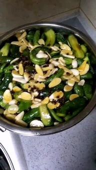 小瓜花怎么吃美食的视频,视频教你轻松享受美味佳肴