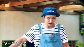 萌娃串门吃瓜视频