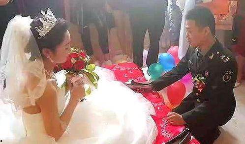 伴郎新娘吃瓜视频大全集  第2张
