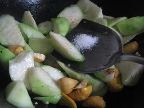 板栗瓜能不能炒着吃呢视频,揭秘家常炒菜新选择