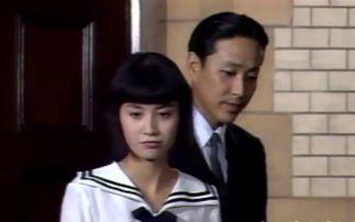 一见钟情吃瓜视频大全,揭秘热门吃瓜视频背后的甜蜜故事