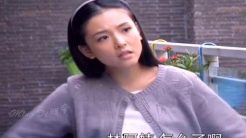 吃瓜咬脸的视频在线观看