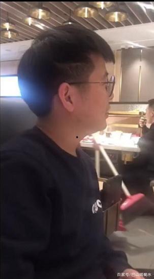 抖音吃瓜老人是真的吗视频,真相还是炒作？  第3张