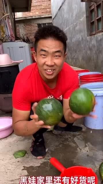 山东小伙吃瓜视频播放,揭秘瓜界新潮流  第3张