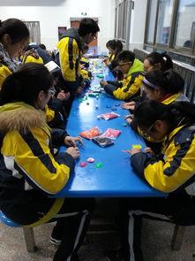 镇江实验高中吃瓜视频,校园生活趣味瞬间大揭秘  第2张