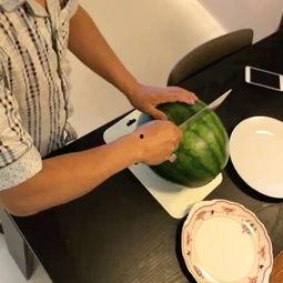 培华吃瓜视频,揭秘娱乐圈幕后故事  第3张